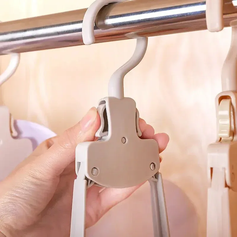 Folding hangers β photo 2
